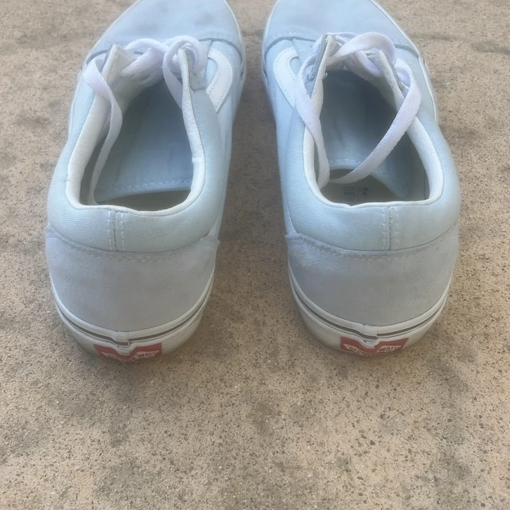 VANS Unisex Light Blue Old Skool Sneakers Women's Size 10 Men's Size 8.5